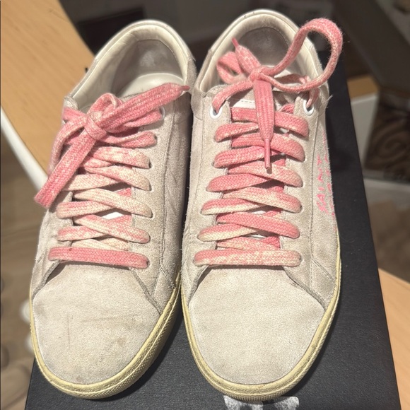 Saint Laurent Stylish Women's Sneakers with Pink Accents - Picture 1 of 5